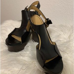 Nine West platform sandal.